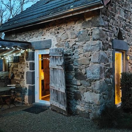 Suites De Campagne Les Eydieux, Petits Dejeuners Inclus Saint-Angel  Екстериор снимка