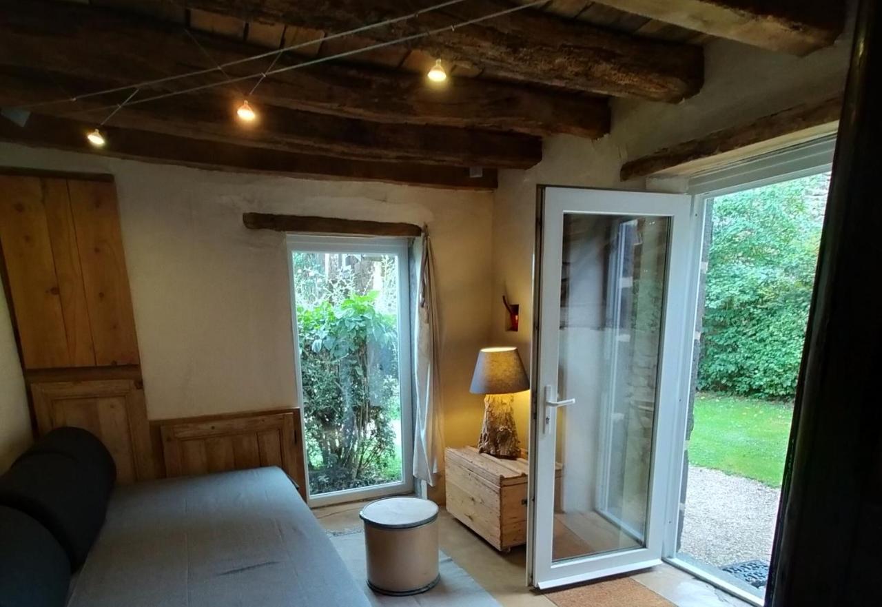 Suites De Campagne Les Eydieux, Petits Dejeuners Inclus Saint-Angel  Екстериор снимка